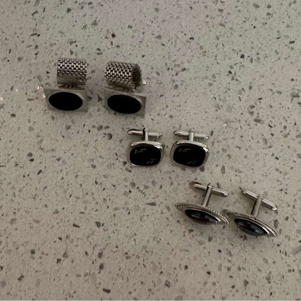 Lot of 3 sets of men’s vintage cuff links faux silver and black - Picture 3 of 3